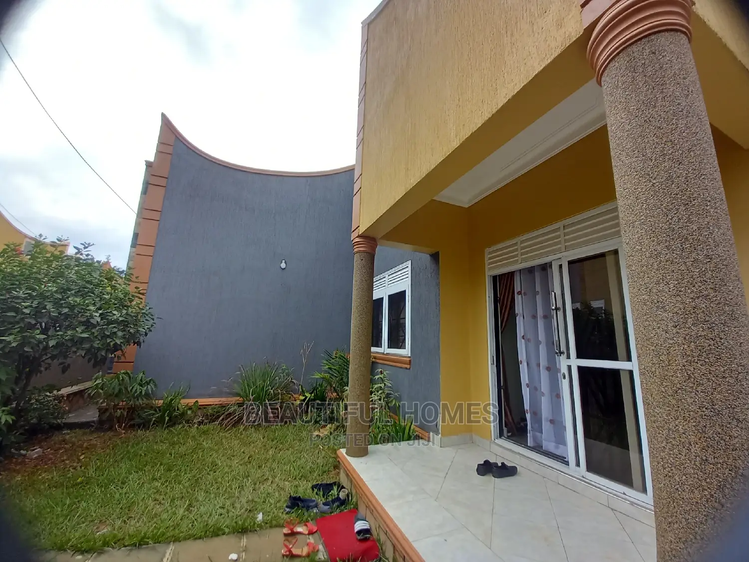 Furnished 4bdrm Townhouse/Terrace in Najjera, Kira for Sale in Kira