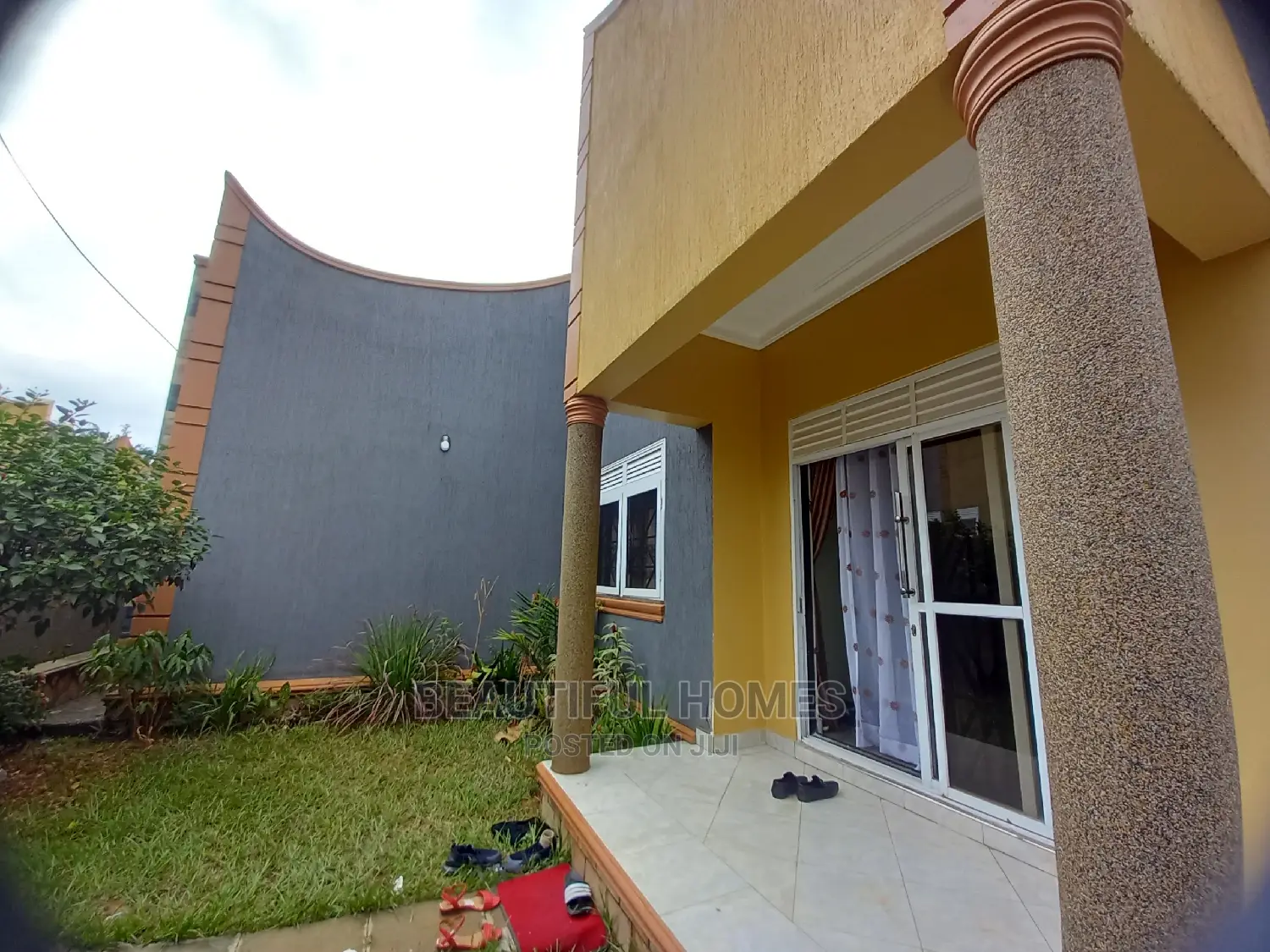 Furnished 4bdrm Townhouse/Terrace in Najjera, Kira for Sale in Kira