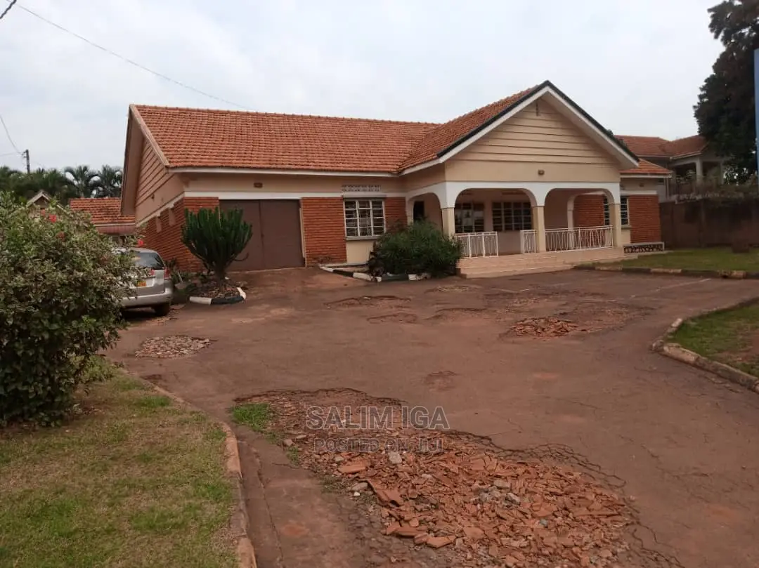 5bdrm Bungalow in Kololo Property, Central Division for Rent in Central Division