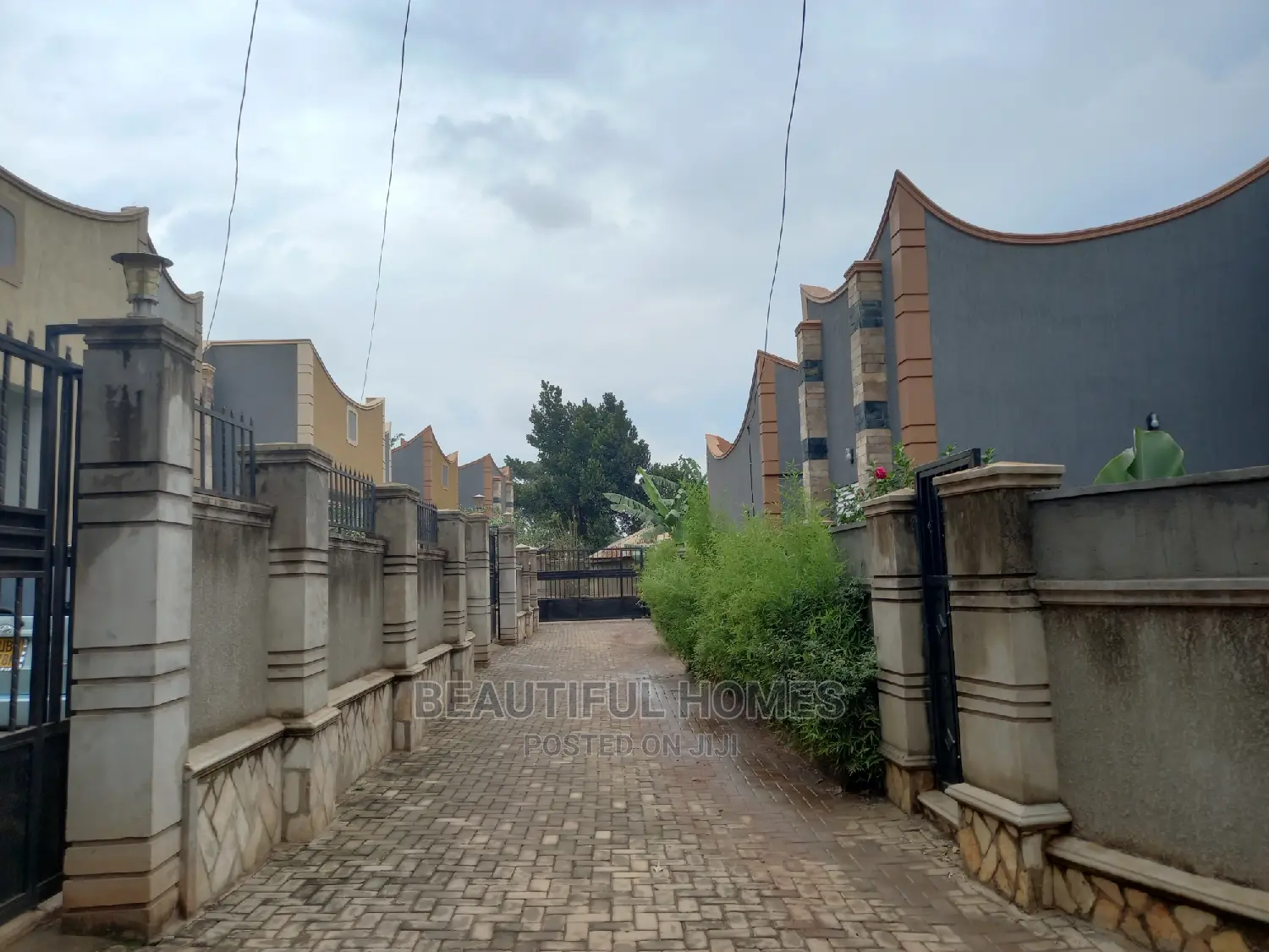 Furnished 4bdrm Maisonette in Najjera, Central Division for Sale in Central Division