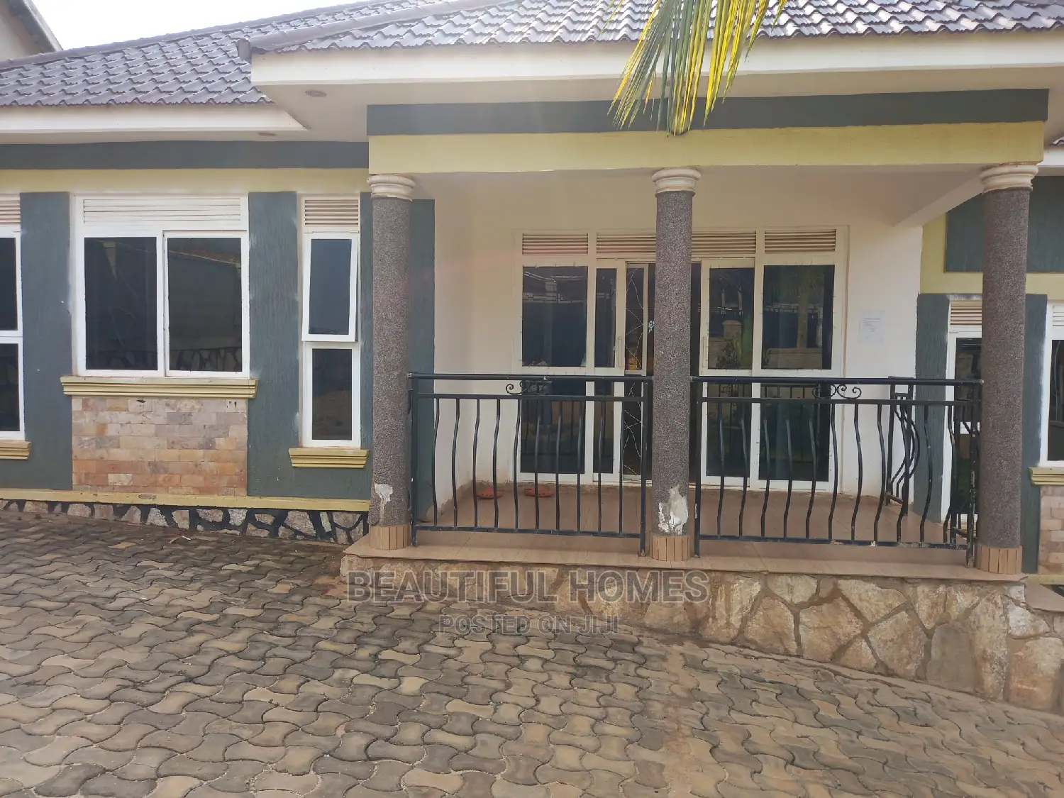 Furnished 3bdrm House in Kira Corporate for Sale in Kira
