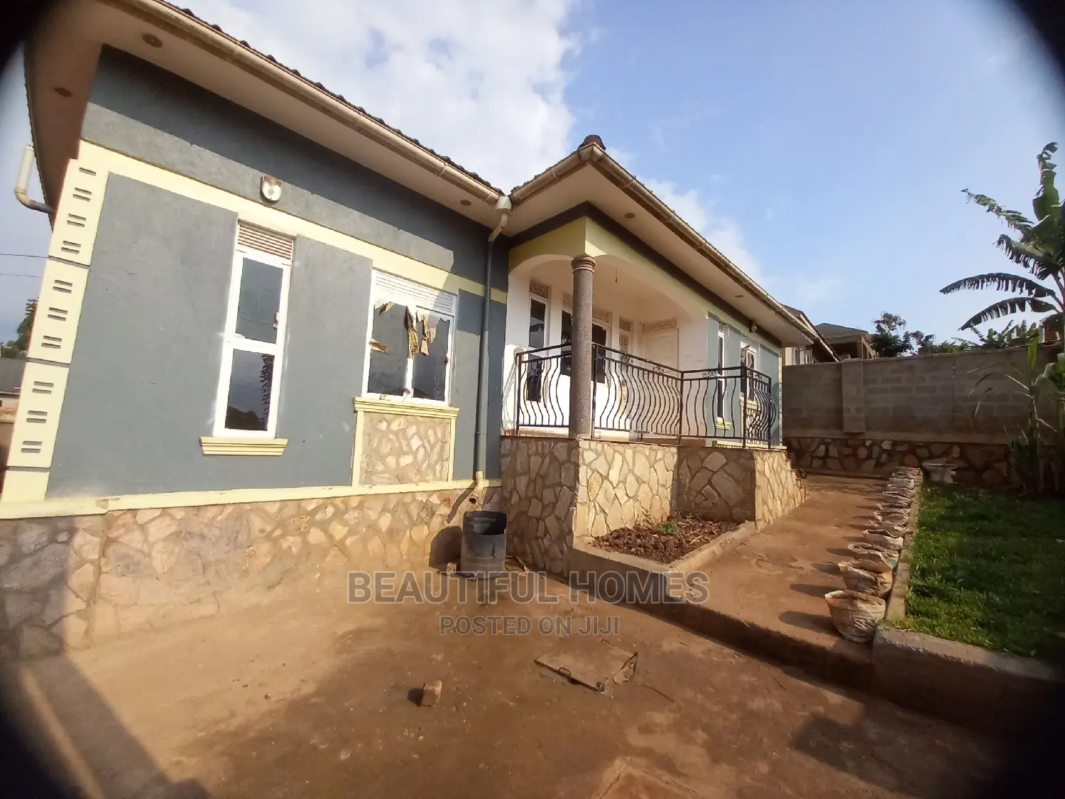 Furnished 3bdrm Bungalow in Kira for Sale in Kira