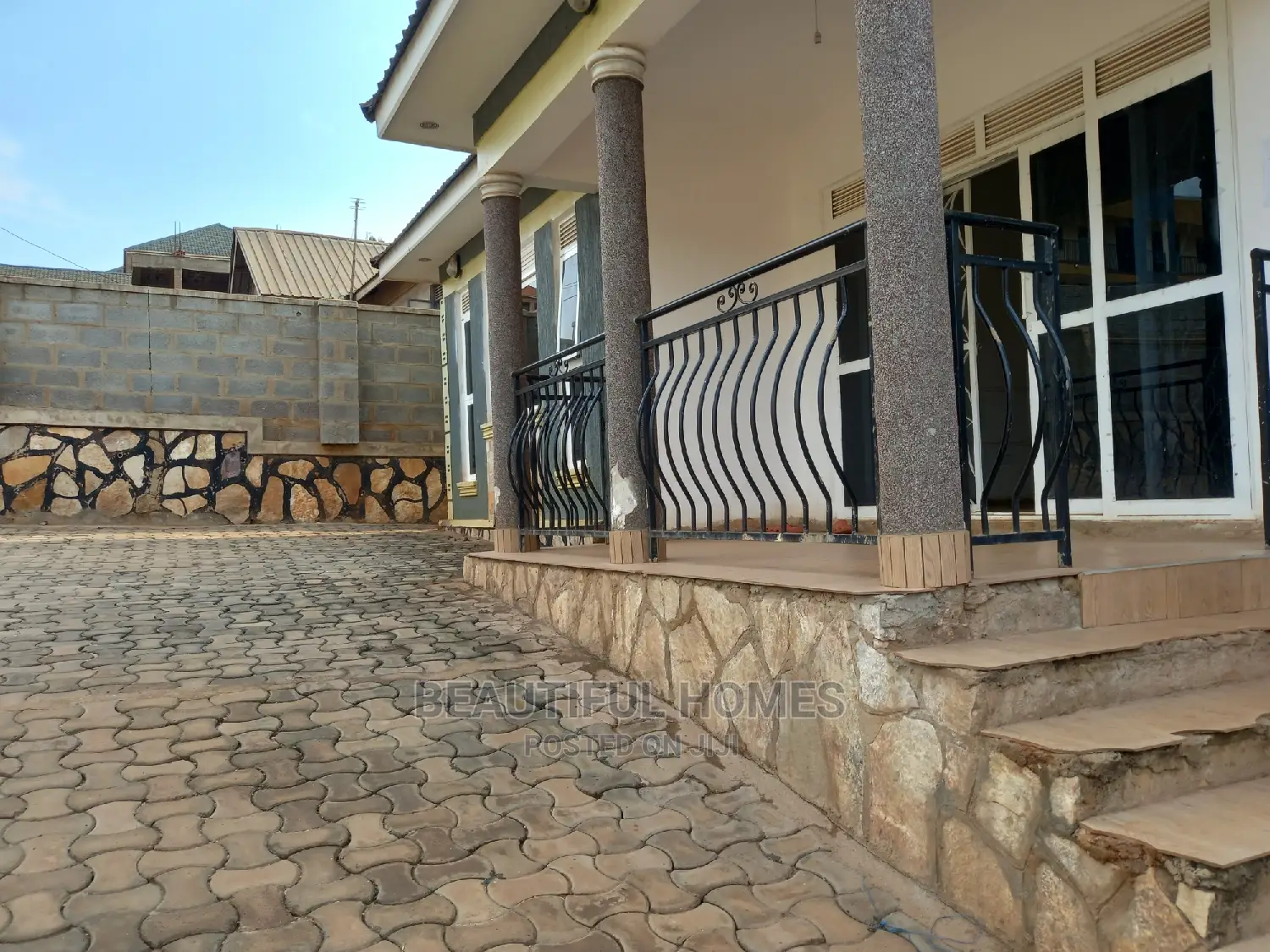 Furnished 3bdrm Bungalow in Kira Executive for Sale in Kira