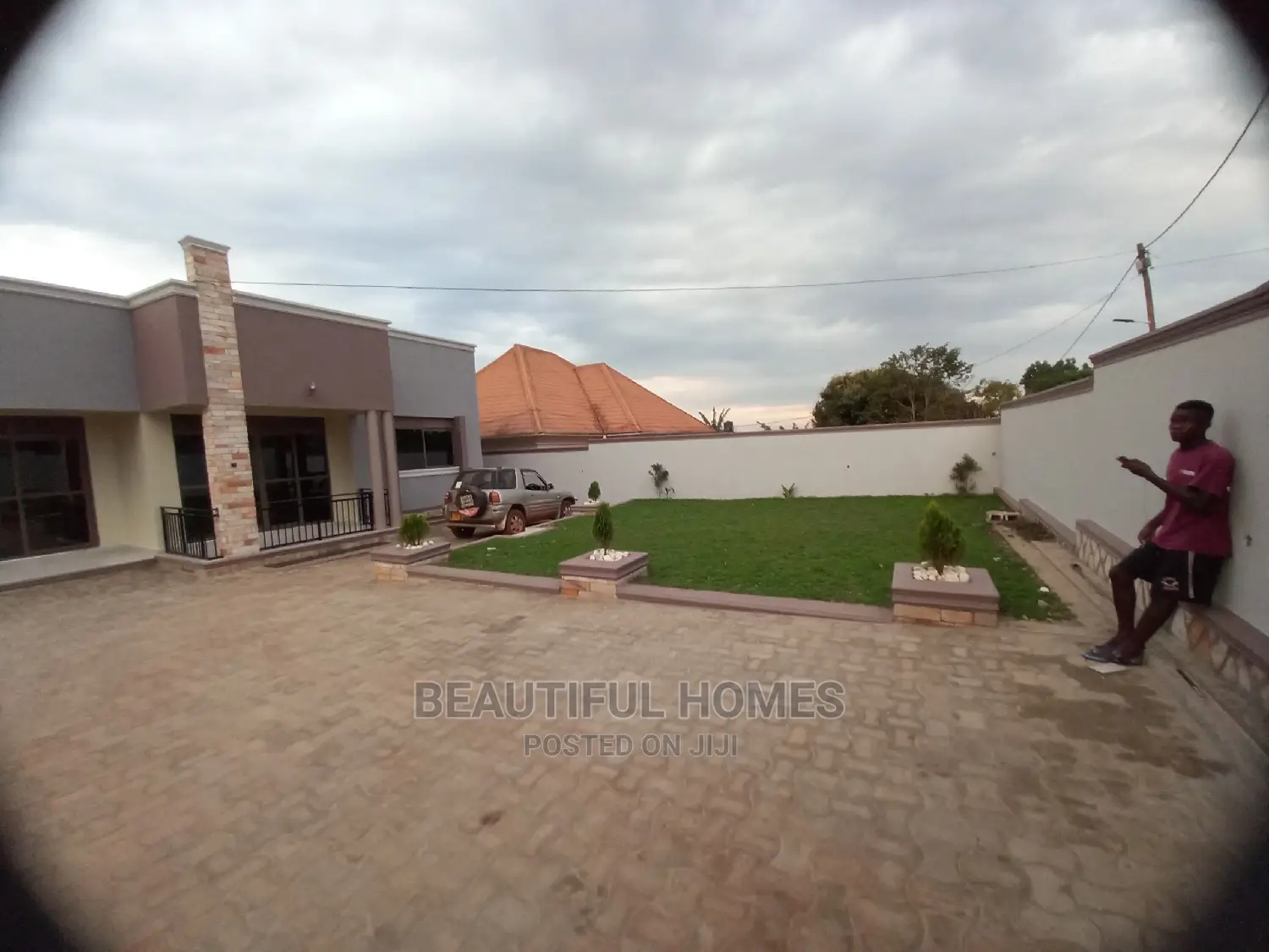 Furnished 4bdrm Maisonette in Kira, Central Division for Sale in Central Division