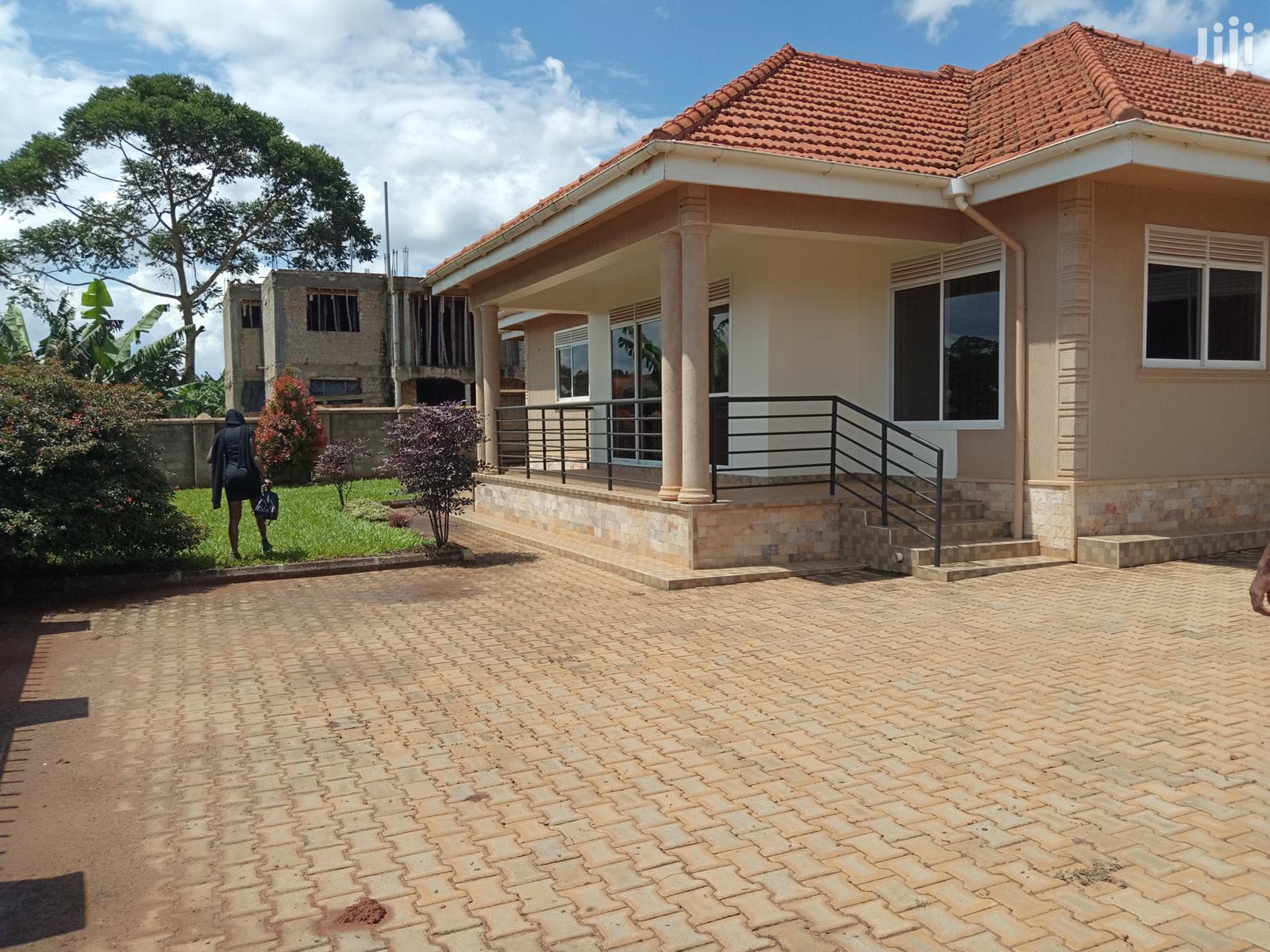 Najjera Posh Bungaloo For Sell in Kampala