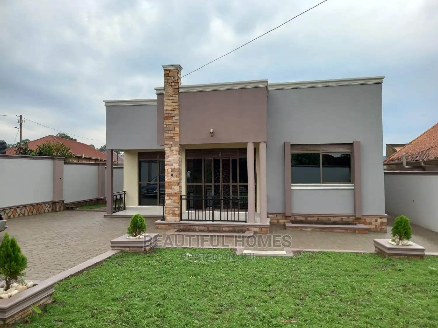 Furnished 4bdrm House in Kira for Sale in Kira
