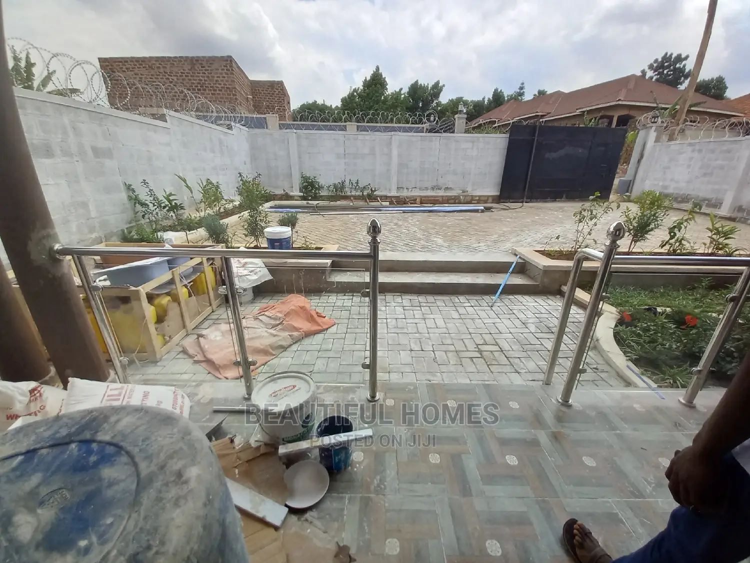 Furnished 4bdrm Bungalow in Kyanja Corporate, Central Division in Central Division