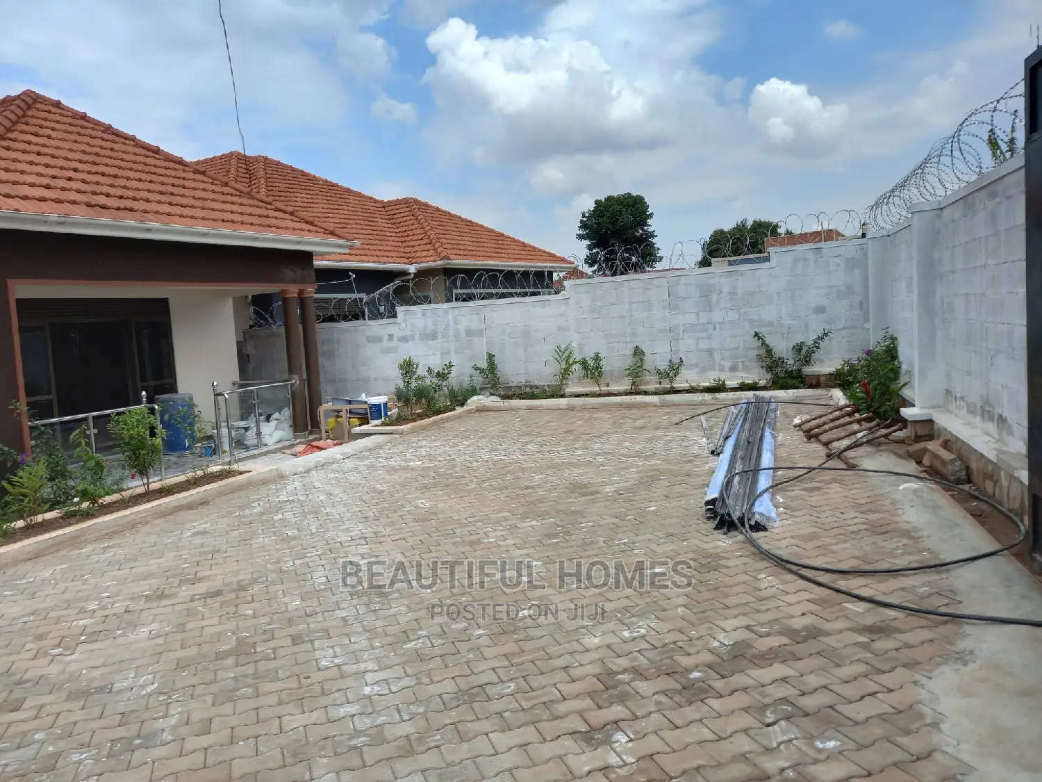 Furnished 4bdrm Bungalow in Kyanja Corporate, Central Division in Central Division