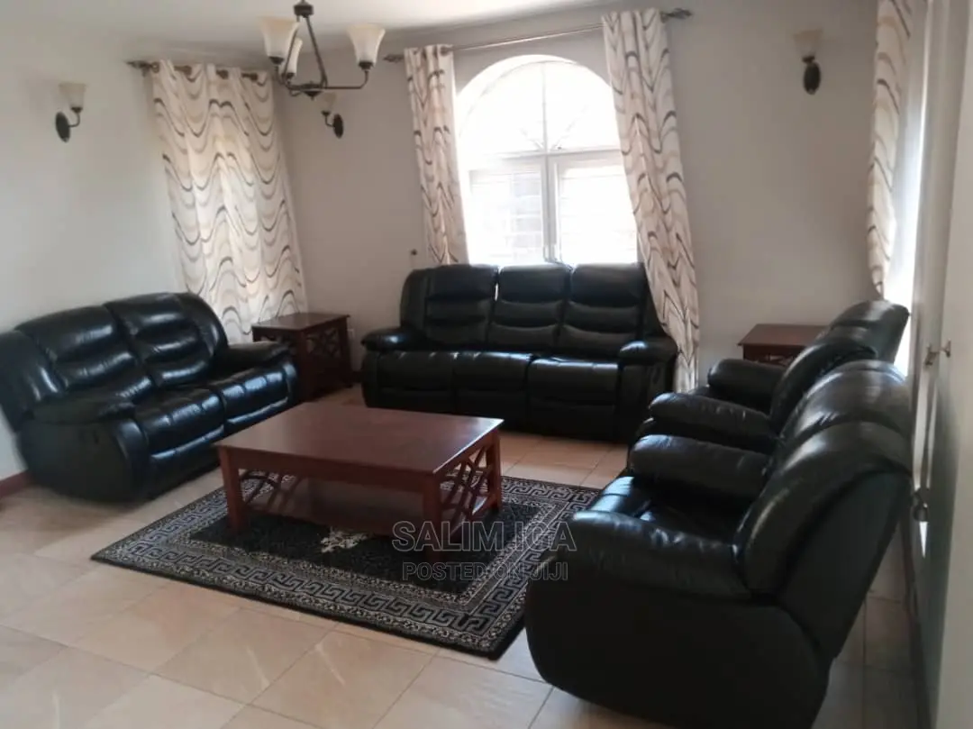 3bdrm Duplex in Kololo Property, Central Division for Rent in Central Division