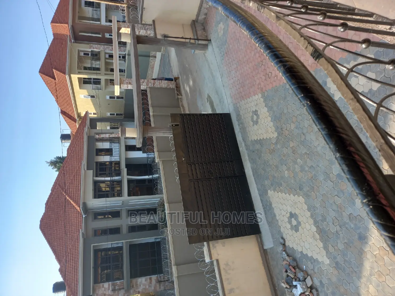Furnished 6bdrm Mansion in Najjera Wealthy, Central Division for Sale in Central Division