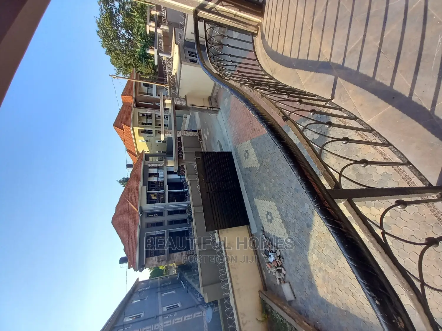Furnished 6bdrm Mansion in Najjera Wealthy, Central Division for Sale in Central Division