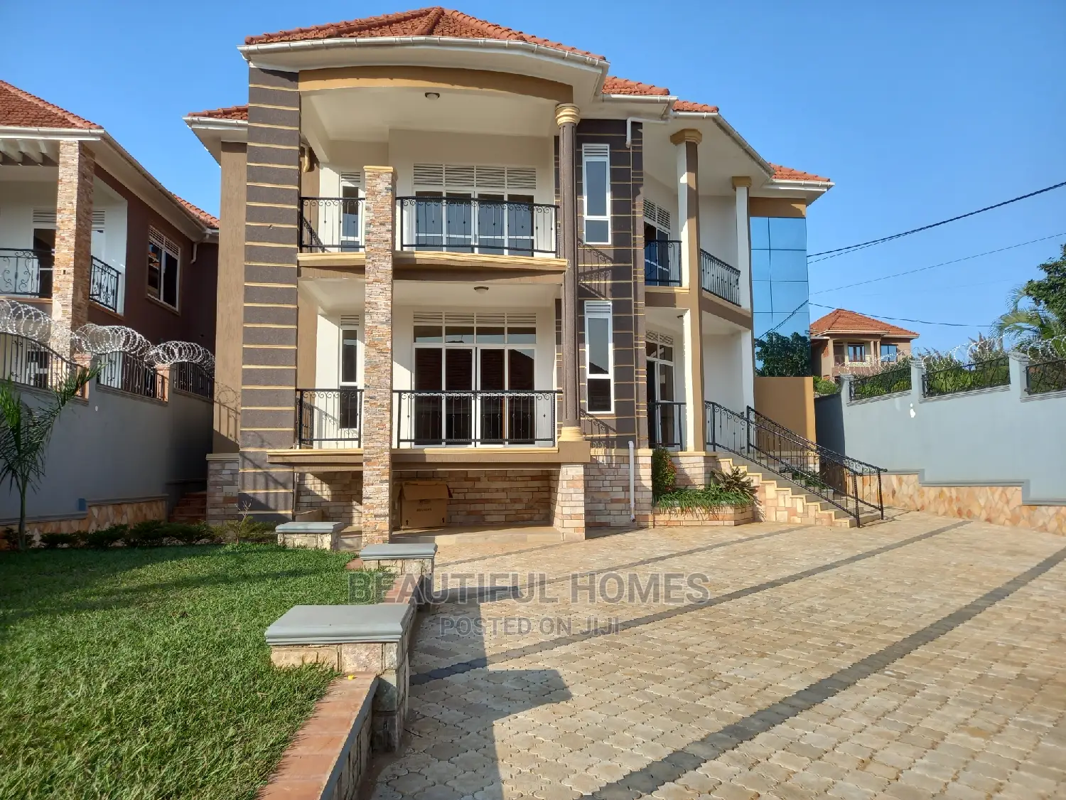 Furnished 6bdrm Mansion in Kira Grand for Sale in Kira