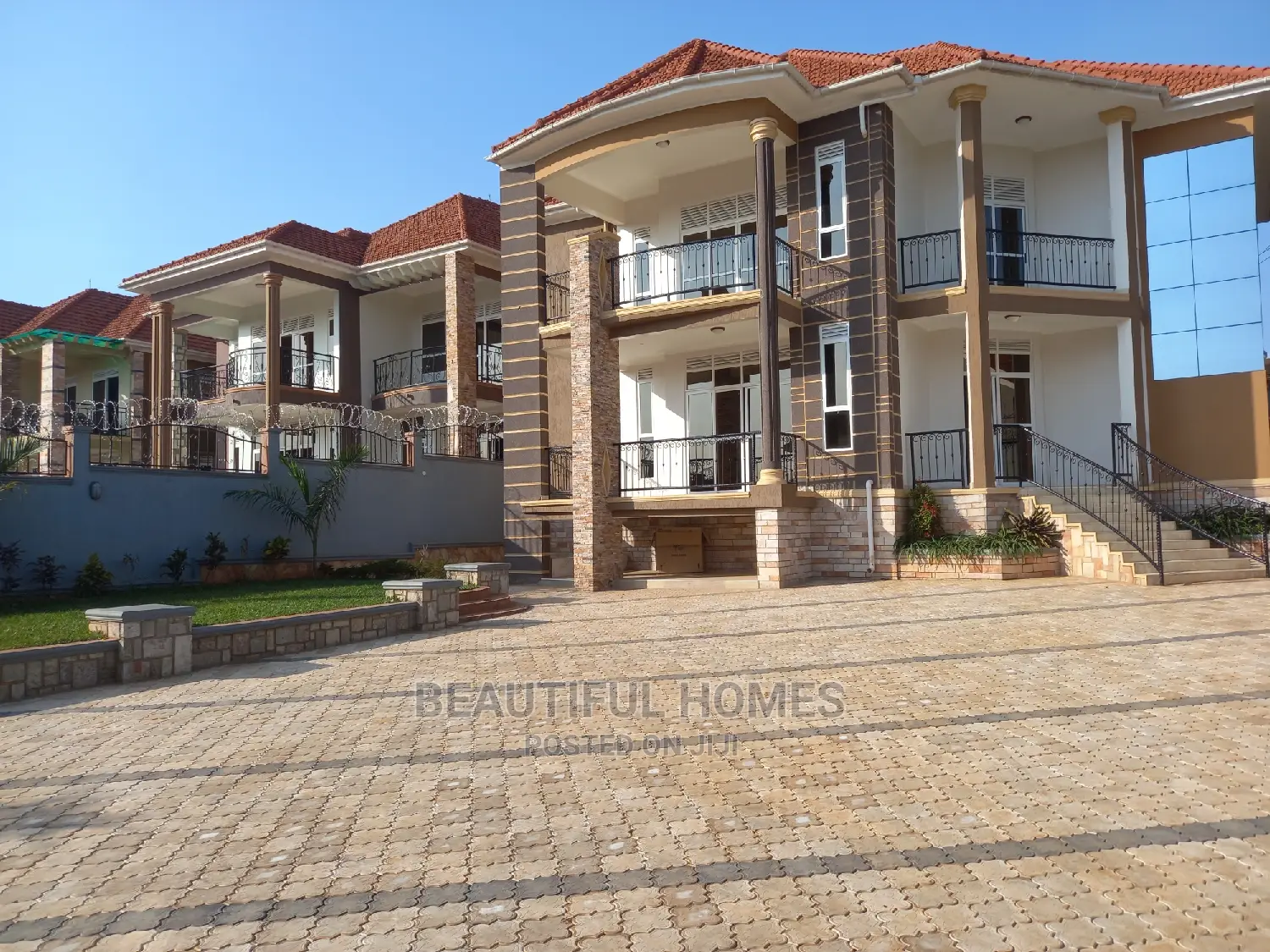 Furnished 6bdrm Mansion in Kira Ministers for Sale in Kira