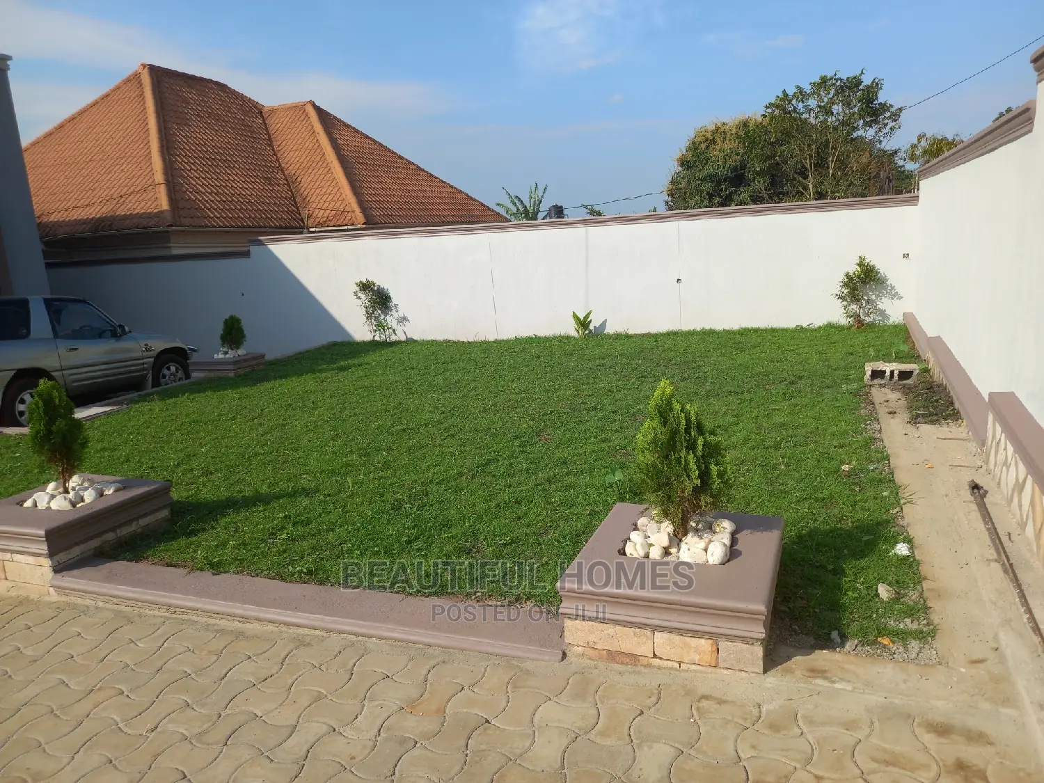 Furnished 4bdrm House in Kira, Central Division for Sale in Central Division