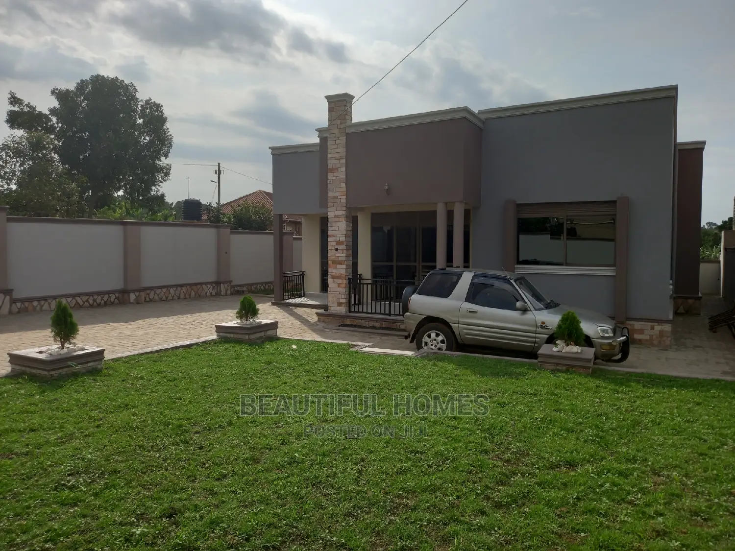 Furnished 4bdrm Bungalow in Kira for Sale in Kira