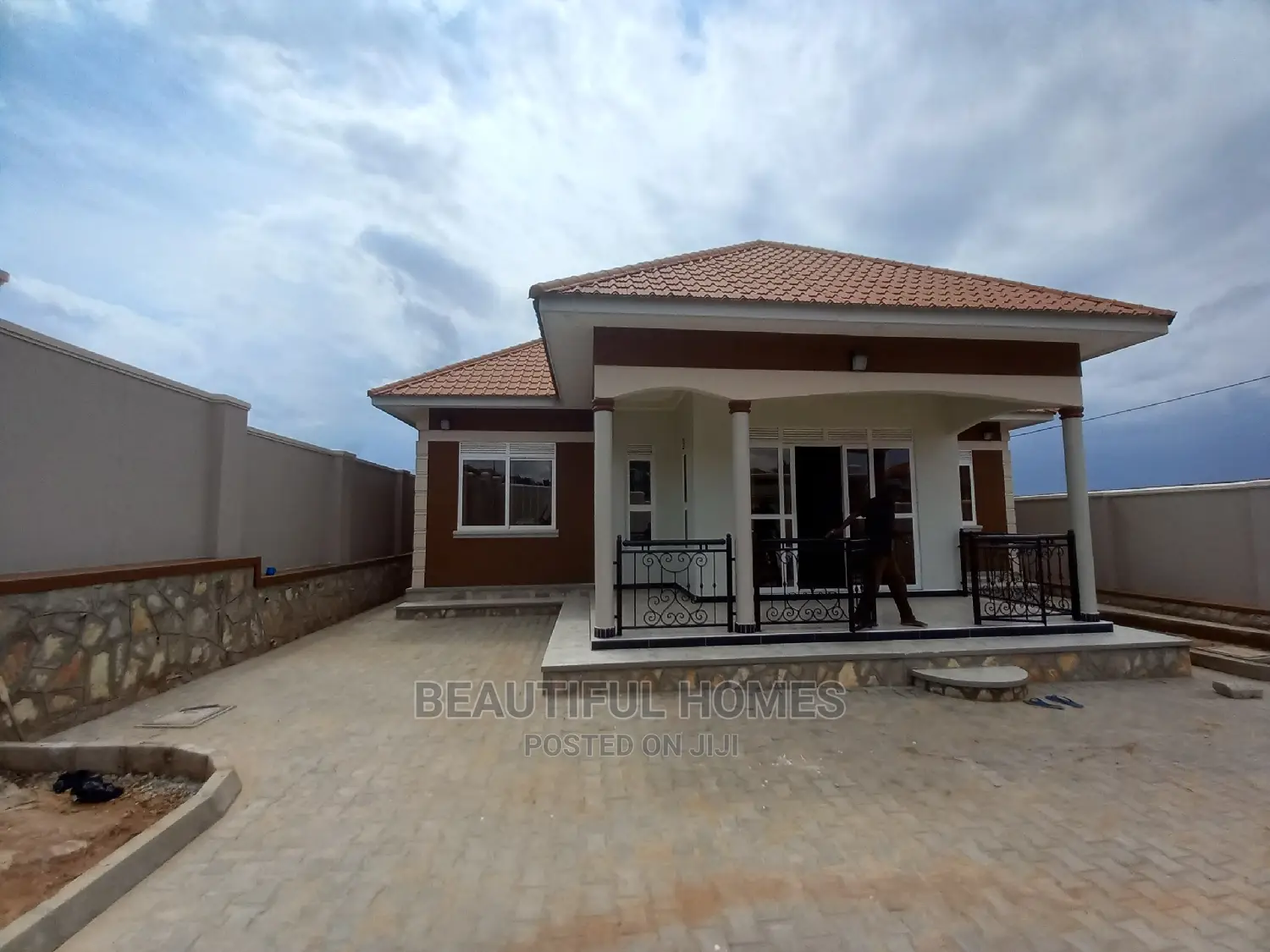 Furnished 4bdrm House in Kira for Sale in Kira