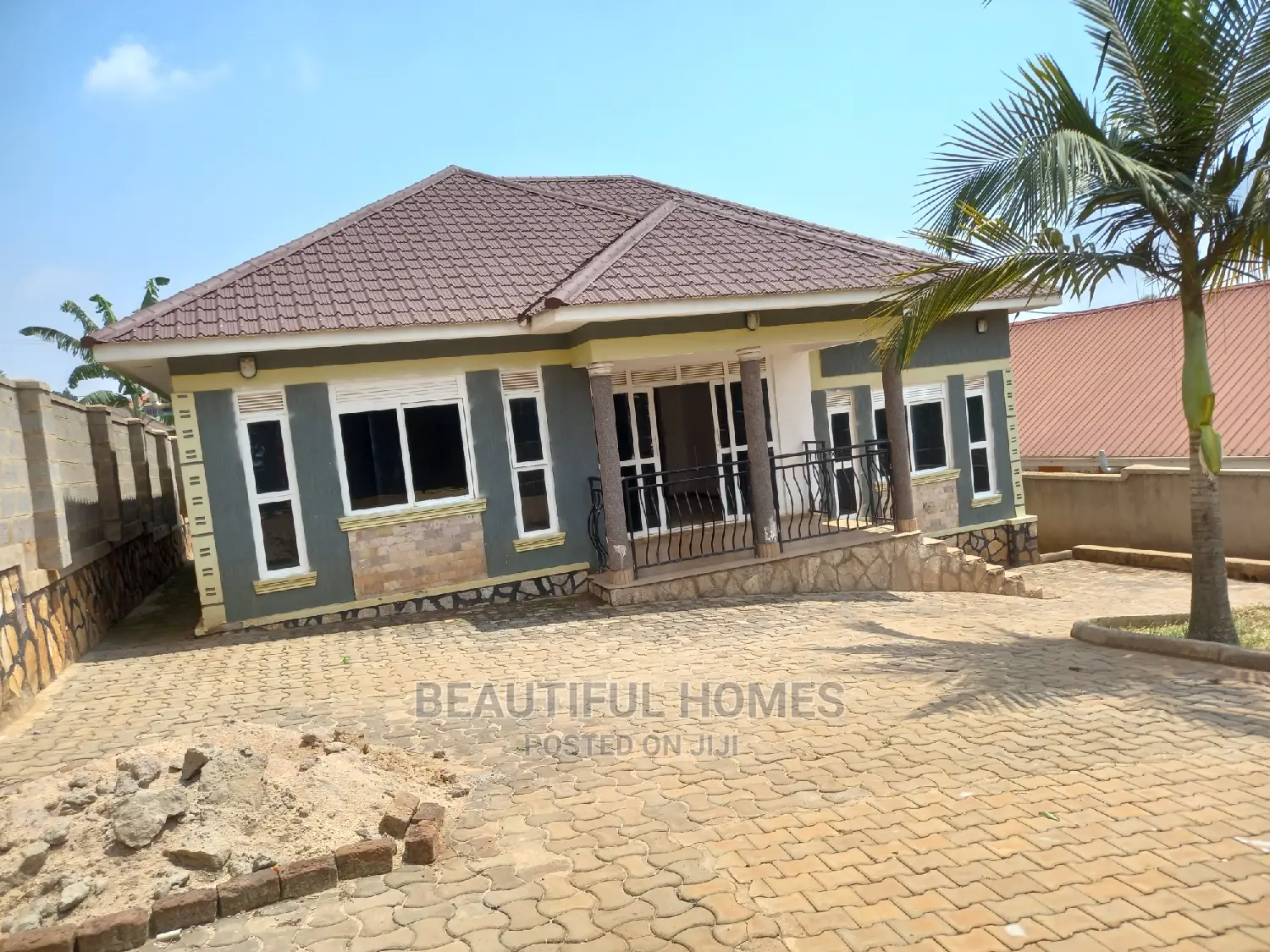 Furnished 3bdrm Bungalow in Kira Corporate for Sale in Kira