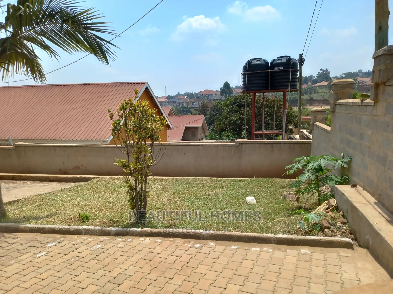 Furnished 3bdrm Bungalow in Kira Corporate for Sale in Kira
