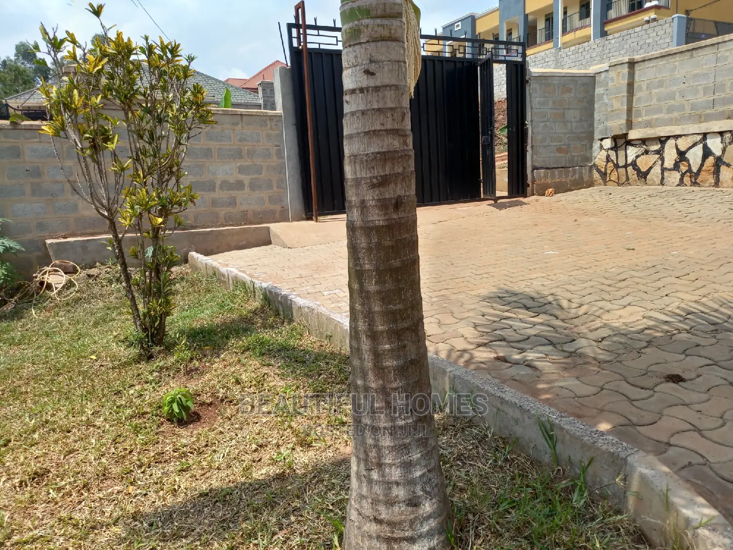 Furnished 3bdrm House in Kira for Sale in Kira