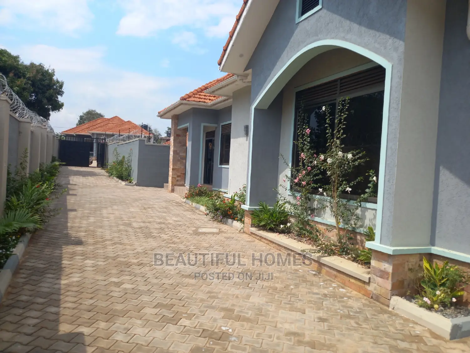 Furnished 4bdrm Bungalow in Kyanja Corporate, Central Division in Central Division