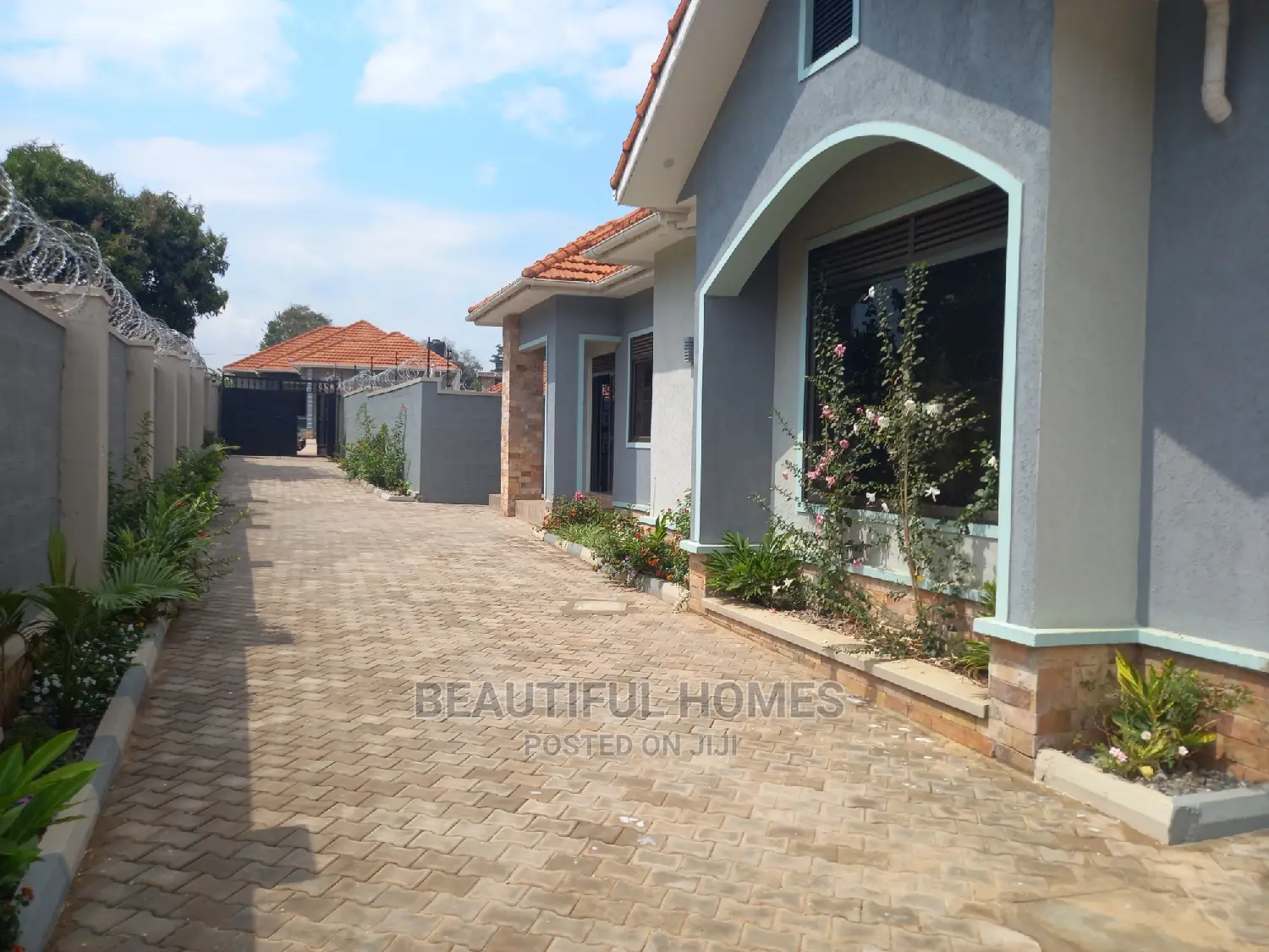 Furnished 4bdrm Bungalow in Kyanja Corporate, Central Division in Central Division