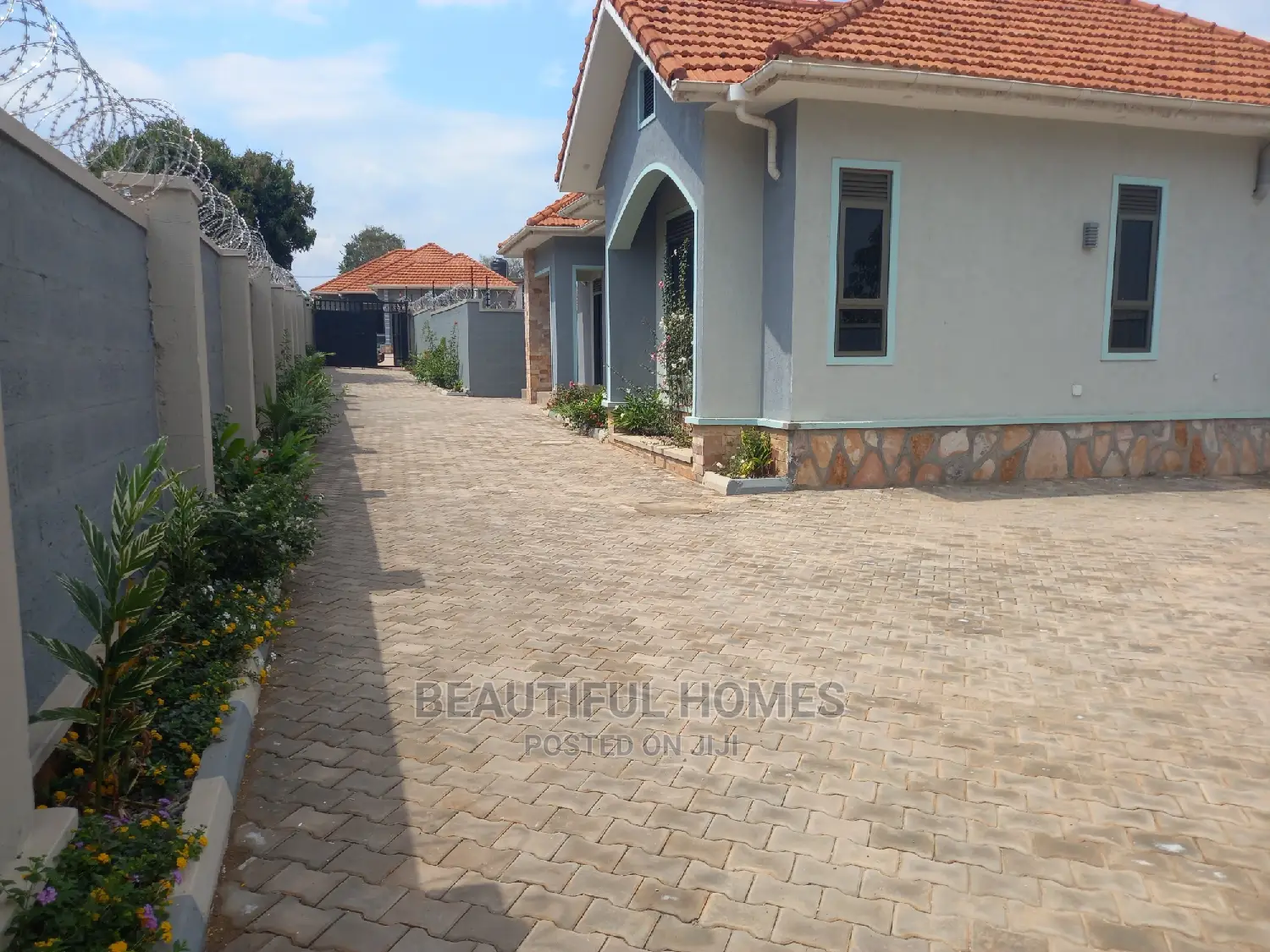 Furnished 4bdrm Bungalow in Kyanja, Central Division for Sale in Central Division