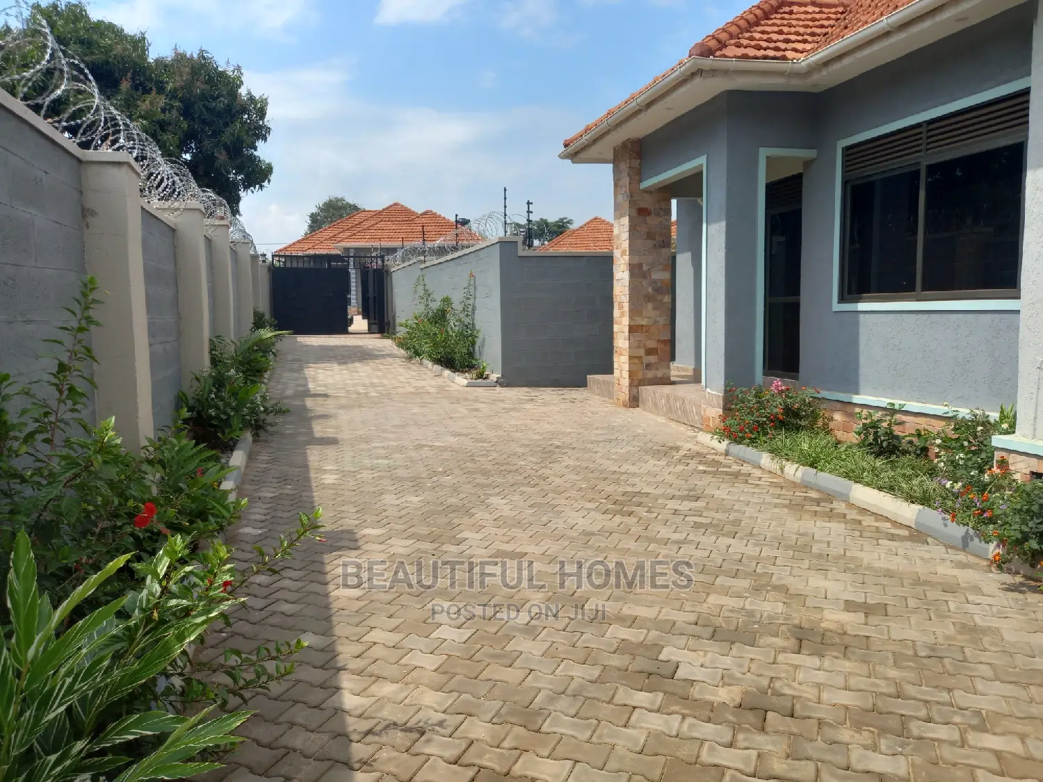 Furnished 4bdrm House in Kyanja Rich, Central Division for Sale in Central Division