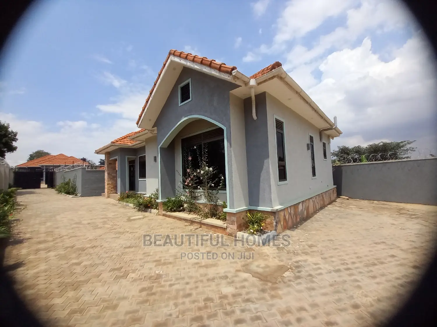 Furnished 4bdrm Bungalow in Kyanja High End, Central Division for Sale in Central Division