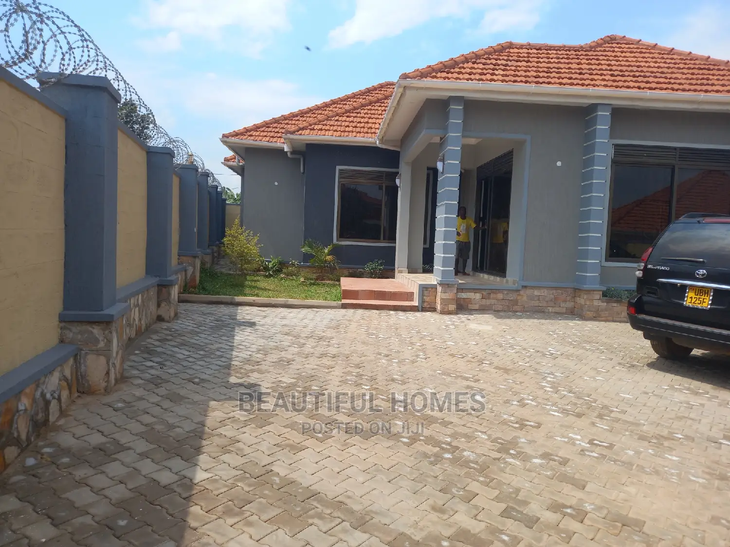 Furnished 4bdrm Bungalow in Kyanja, Central Division for Sale in Central Division