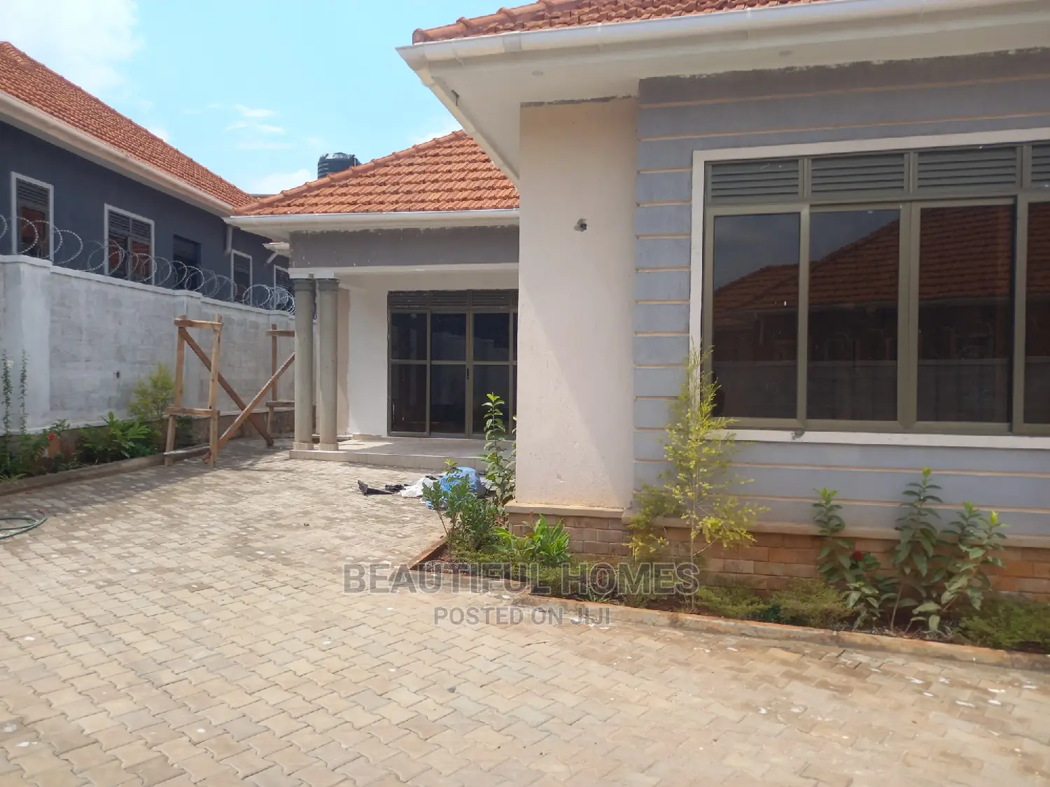 Furnished 4bdrm Bungalow in Kyanja, Central Division for Sale in Central Division