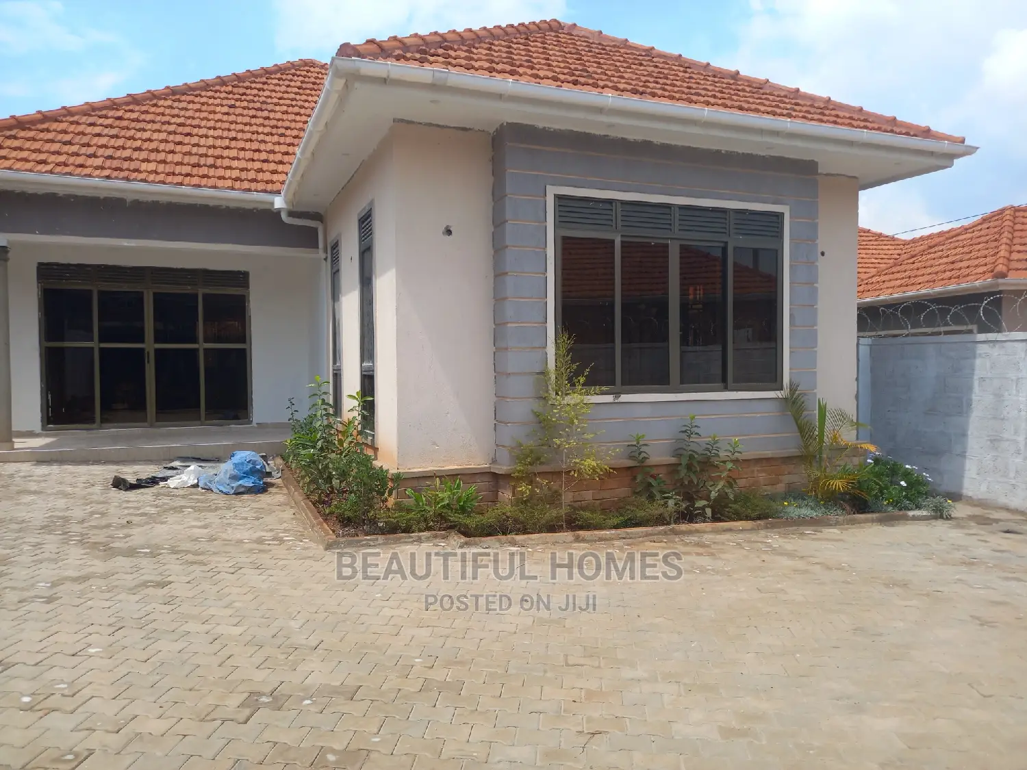 Furnished 4bdrm House in Kyanja 1, Central Division for Sale in Central Division