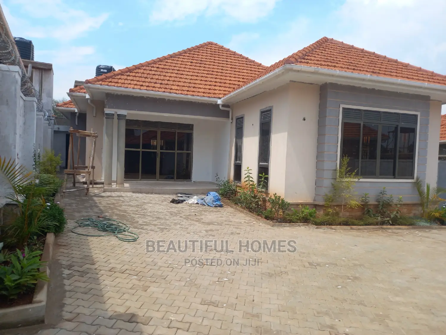 Furnished 4bdrm House in Kyanja Classy, Central Division for Sale in Central Division