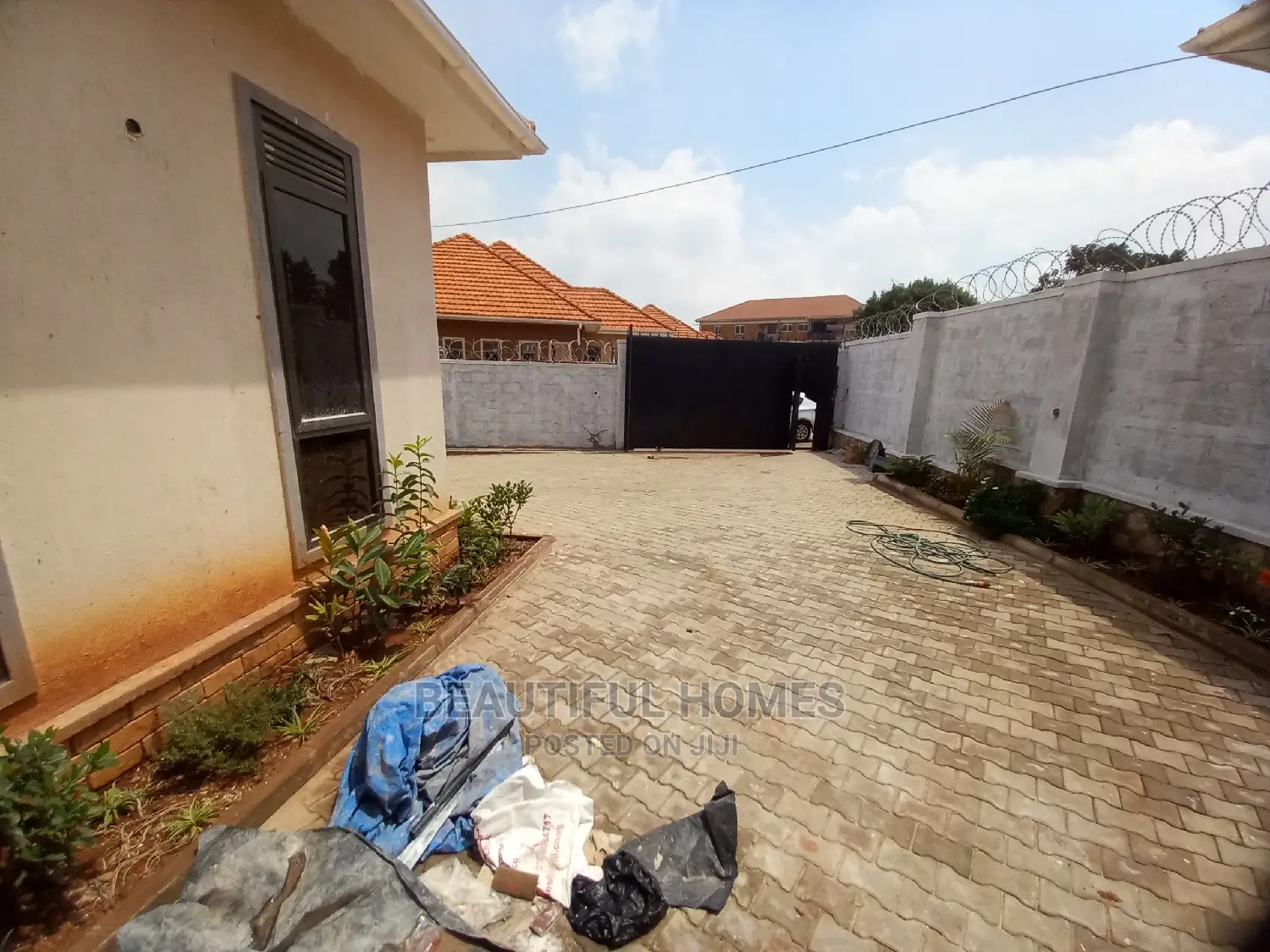 Furnished 4bdrm Bungalow in Kyanja, Central Division for Sale in Central Division