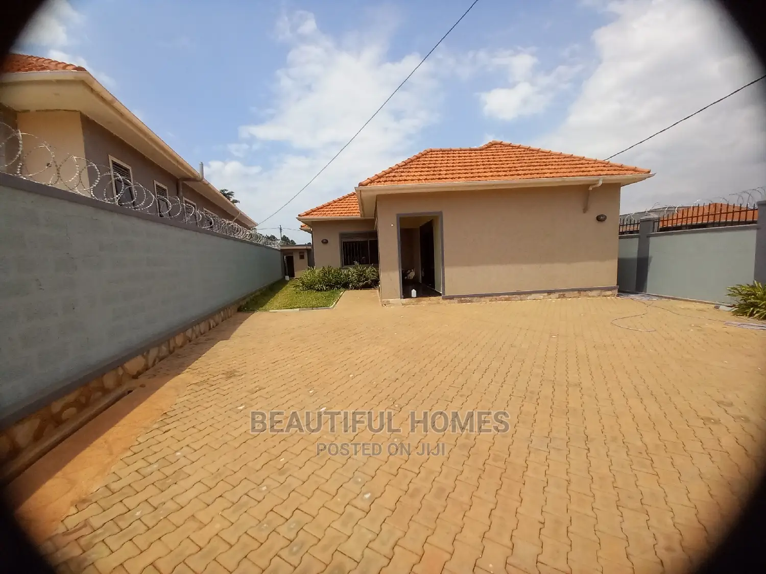 Furnished 4bdrm Maisonette in Kyanja, Central Division for Sale in Central Division