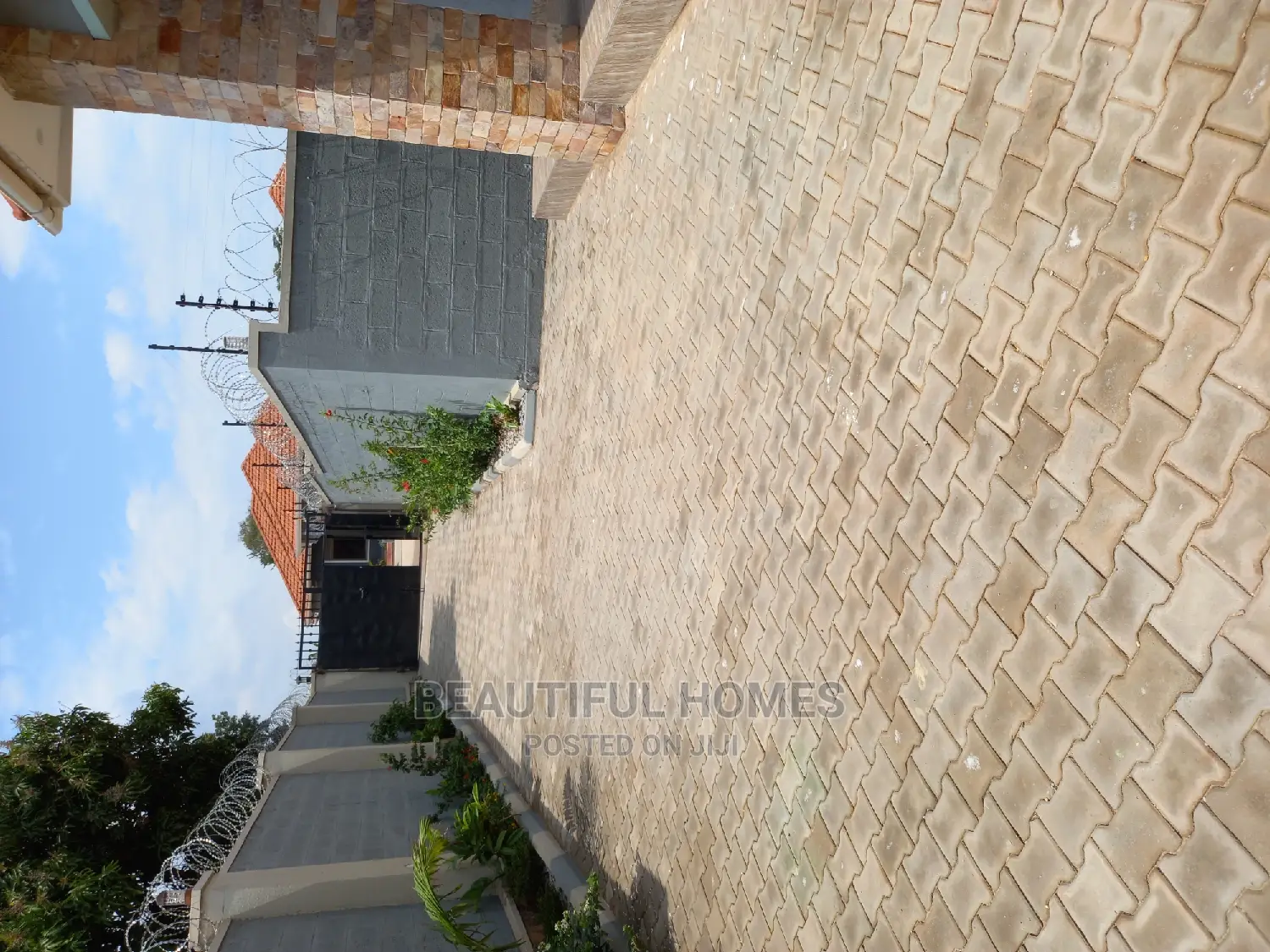 Furnished 4bdrm House in Kyanja, Central Division for Sale in Central Division