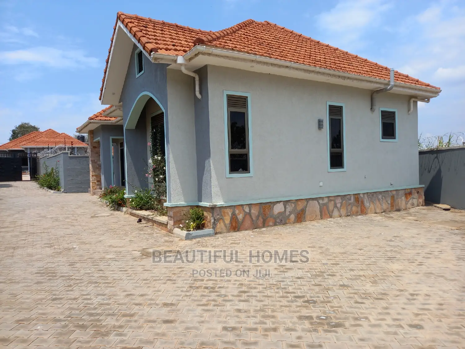 Furnished 4bdrm Bungalow in Kyanja, Central Division for Sale in Central Division
