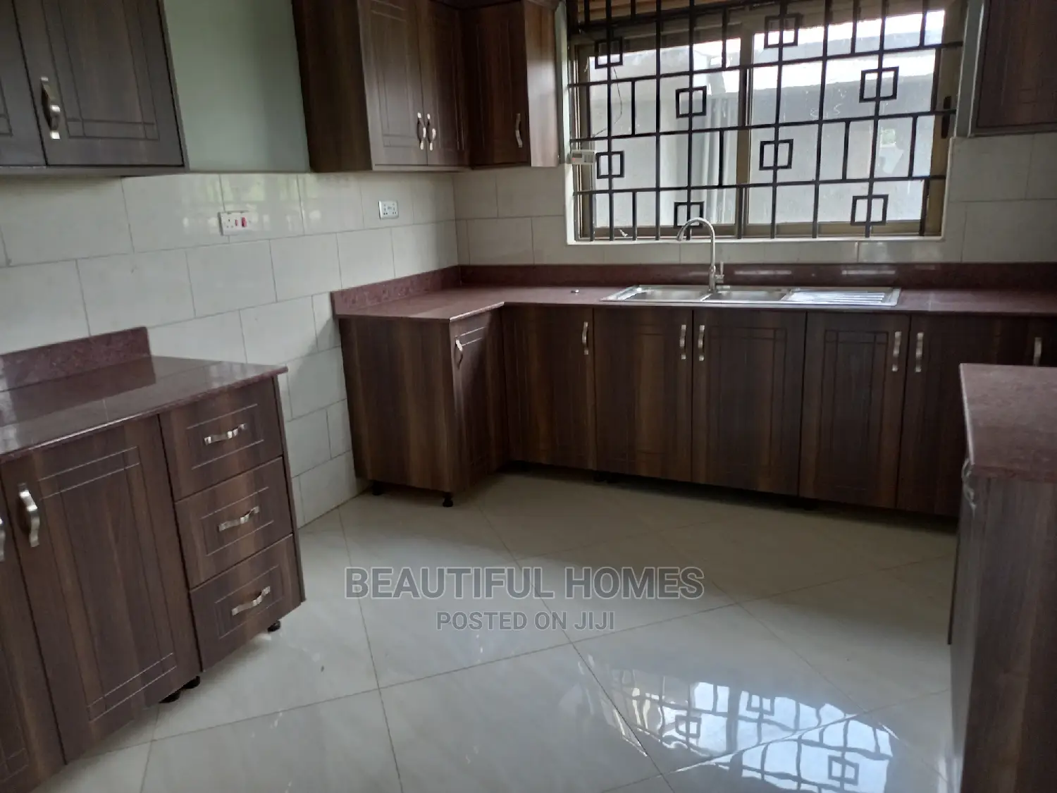 Furnished 4bdrm Bungalow in Kyanja, Central Division for Sale in Central Division