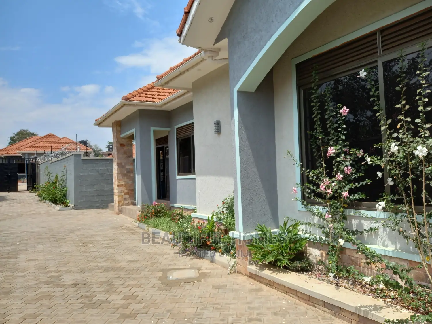 Furnished 4bdrm Bungalow in Kyanja Magnifiscent, Central Division in Central Division
