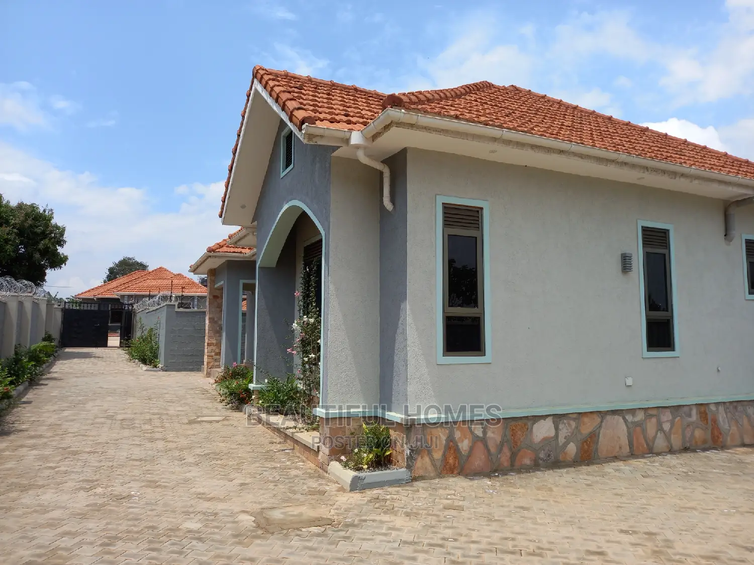 Furnished 4bdrm Bungalow in Kyanja, Central Division for Sale in Central Division