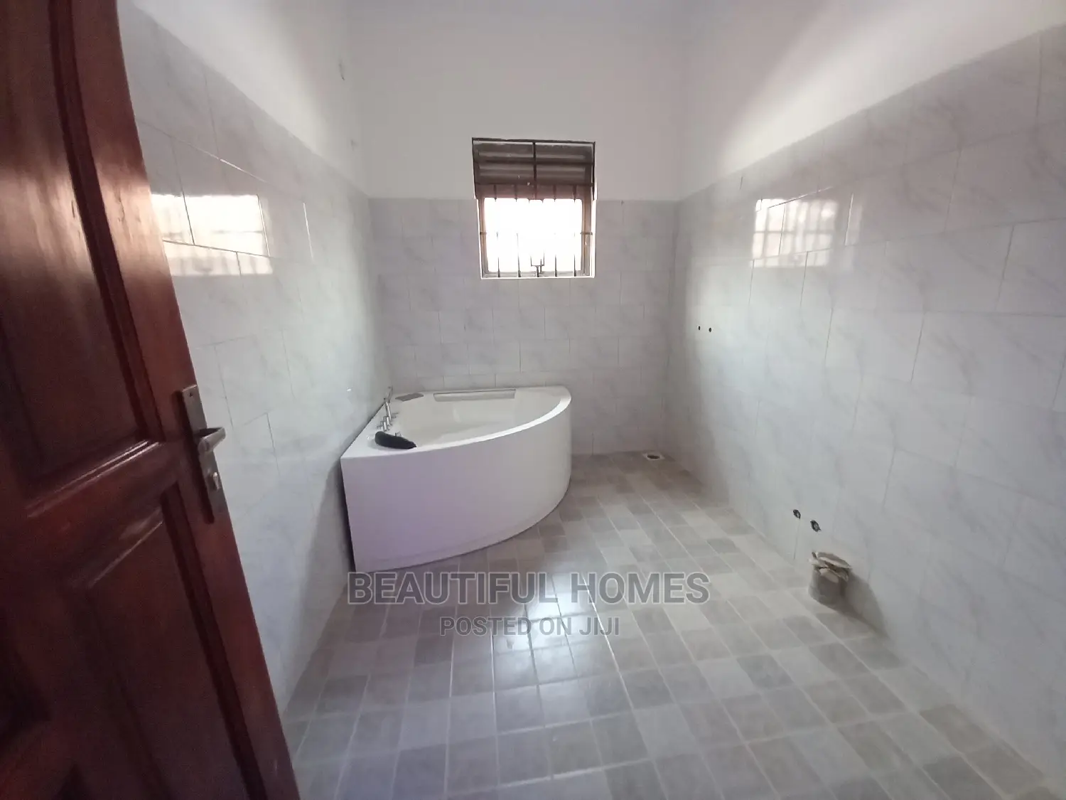 Furnished 4bdrm Bungalow in Kyanja, Central Division for Sale in Central Division