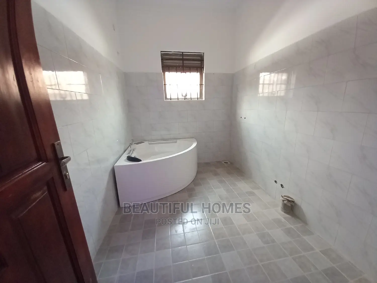 Furnished 4bdrm Bungalow in Kyanja, Central Division for Sale in Central Division