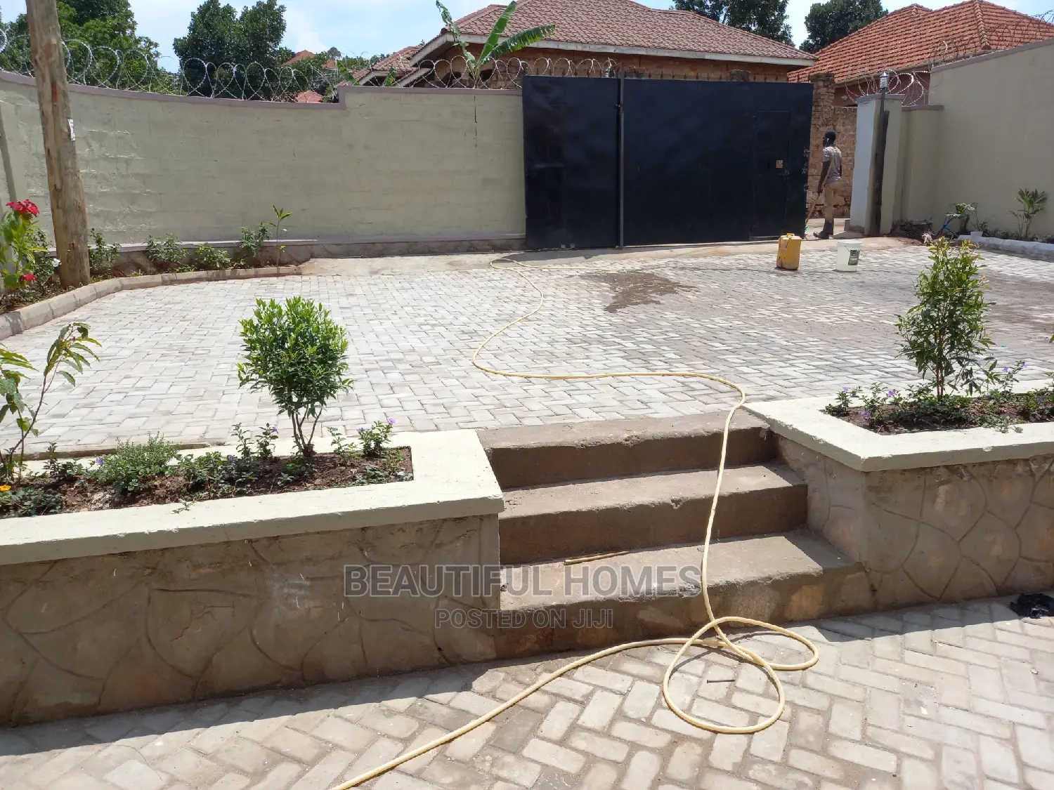 Furnished 4bdrm Maisonette in Kyanja, Central Division for Sale in Central Division