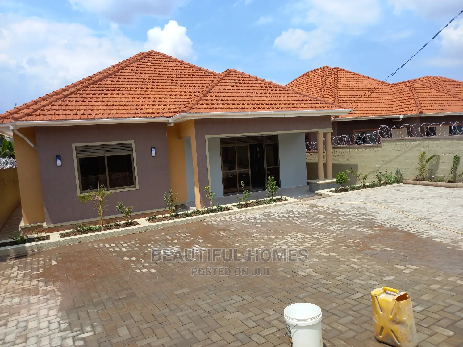Furnished 4bdrm Maisonette in Kyanja Executive, Central Division in Central Division