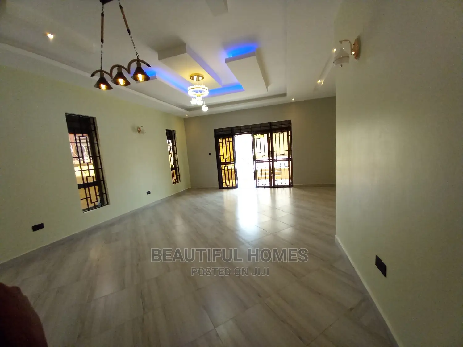 Furnished 4bdrm Maisonette in Kyanja Executive, Central Division in Central Division