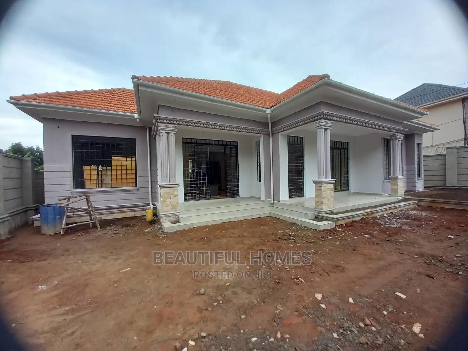 Furnished 4bdrm House in Kira Corporate for Sale in Kira