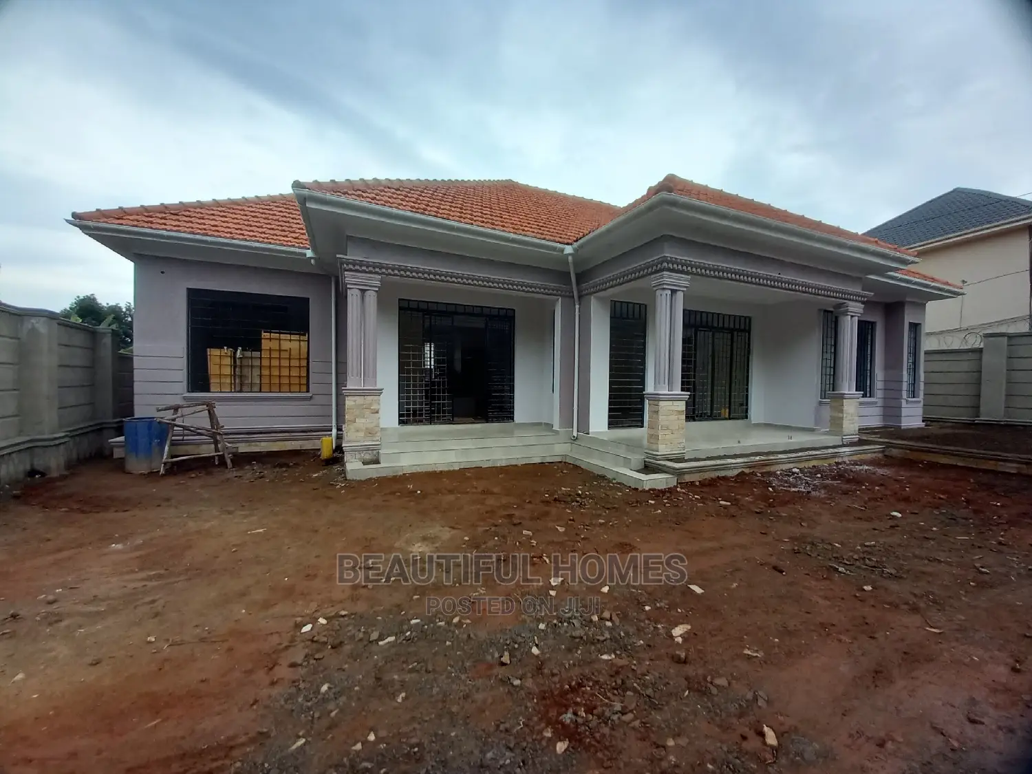 Furnished 4bdrm Bungalow in Kira for Sale in Kira