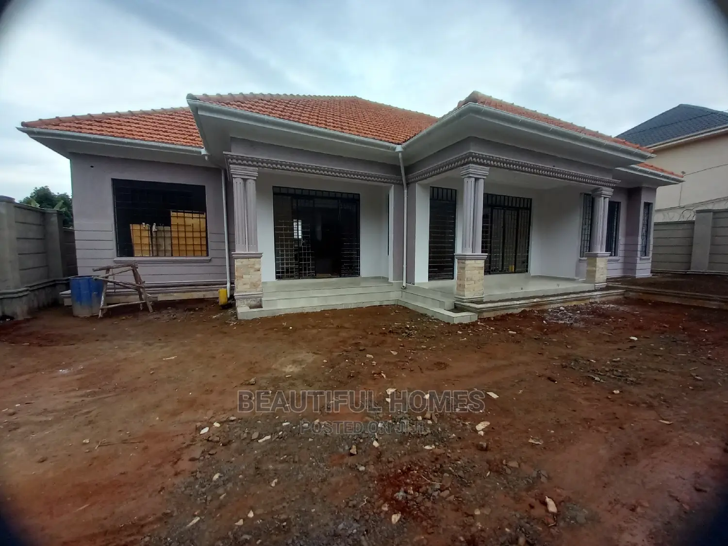Furnished 4bdrm Bungalow in Kira for Sale in Kira