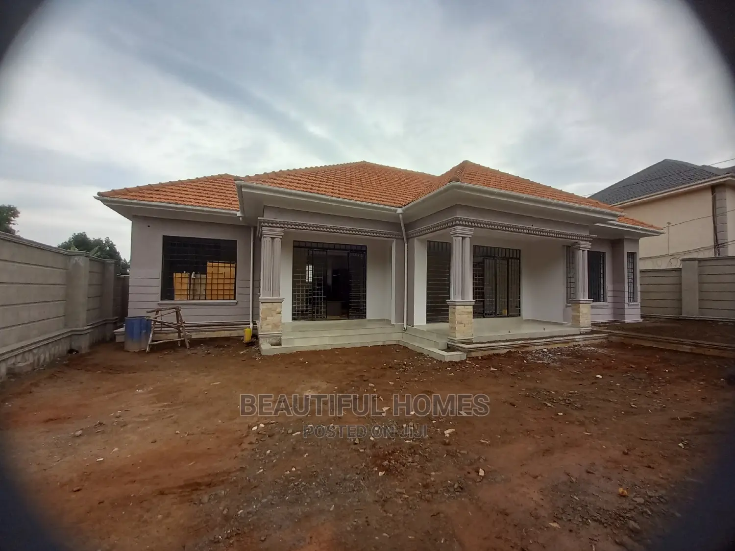 Furnished 4bdrm House in Kira Mamerito Road for Sale in Kira