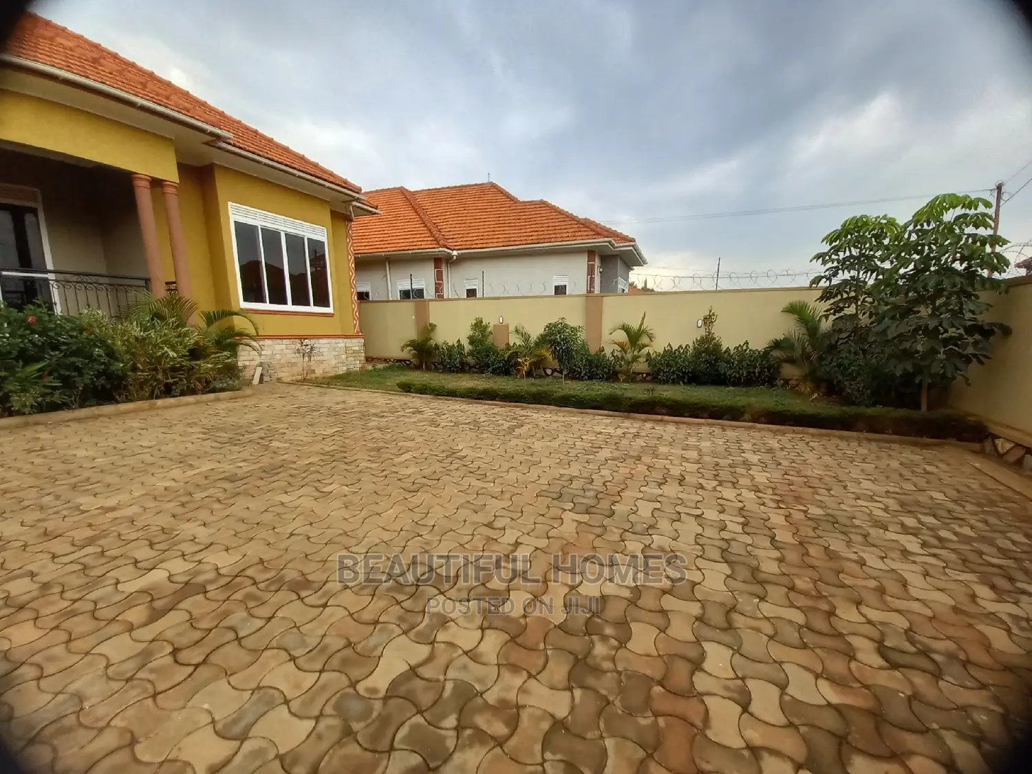 Furnished 4bdrm House in Kira High End for Sale in Kira