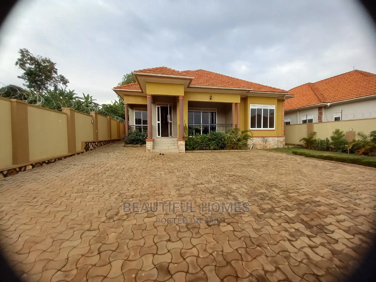 Furnished 4bdrm House in Kira High End for Sale in Kira